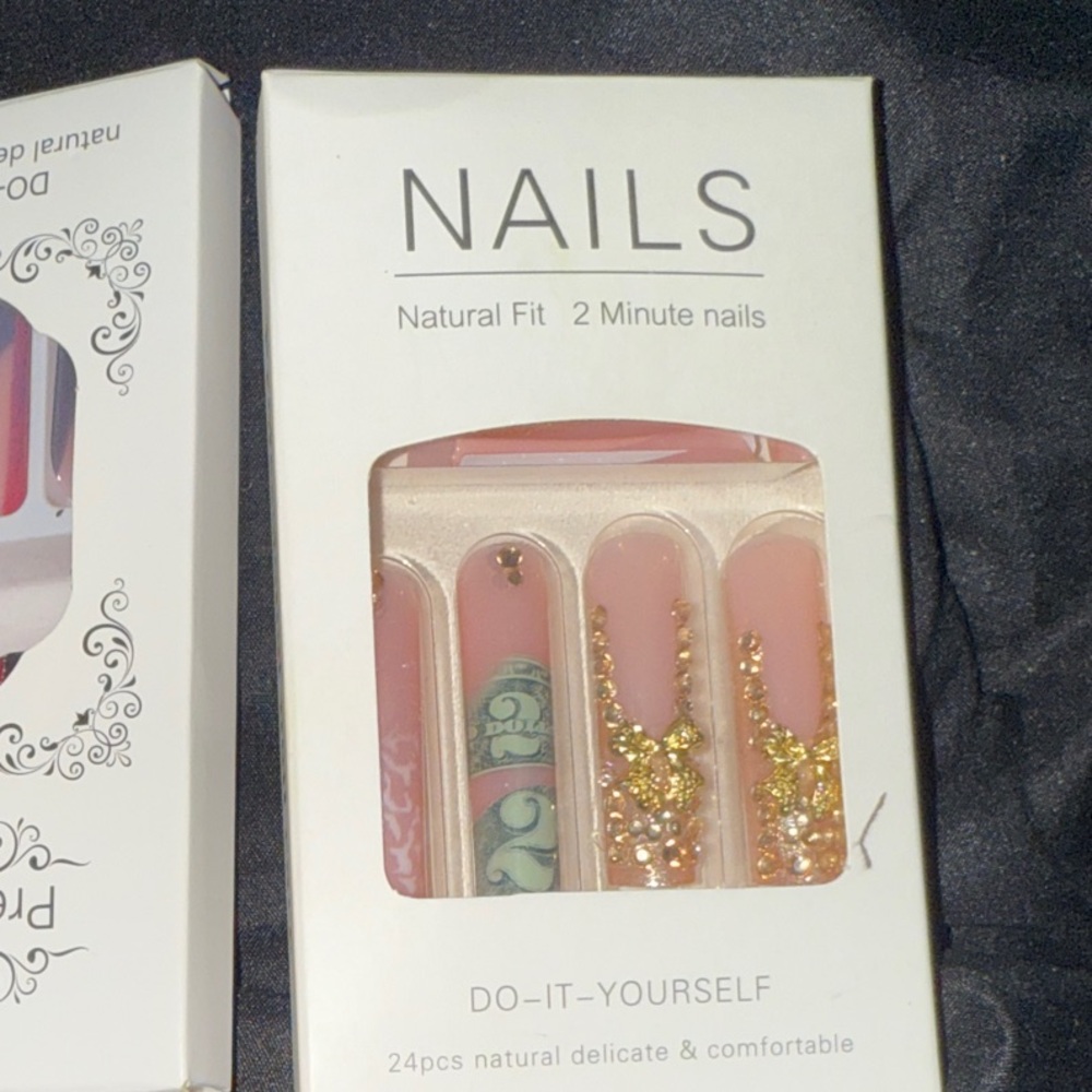 DIY Press-On Nails Kit - Gold and Pink